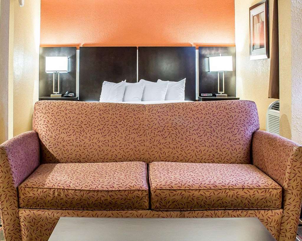 クオリティ イン ダンモア スクラントン 部屋 写真